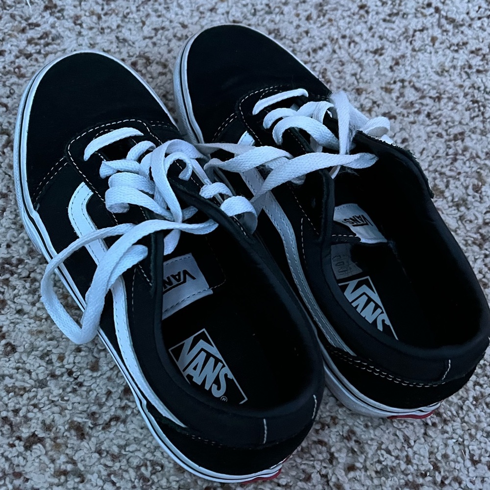 black old skool vans kids 3.5